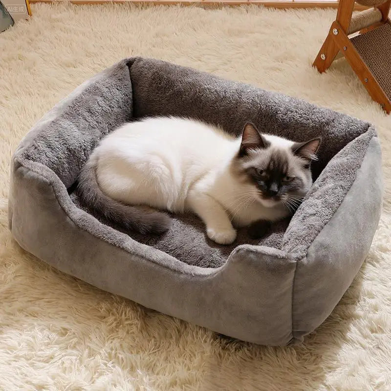 All-Season Insulated Pet Beds for Dogs and Cats, Durable and Warm Sleeping Bags for Small to Large Breeds