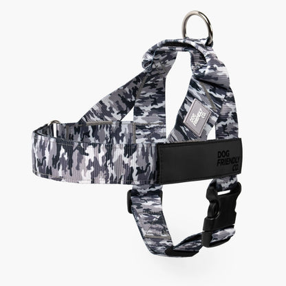 Dog Friendly Co. No-Pull Harness - Ergonomic Easy-Fit Design for Enhanced Safety and Comfort - Suitable for All Breeds - Lightweight and Chafe-Resistant Adjustable Straps