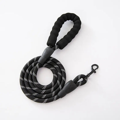 Reflective Dog Leash with Ergonomic Cushioned Handle and Dual-Layer Heavy-Duty Construction for Enhanced Control and Safety