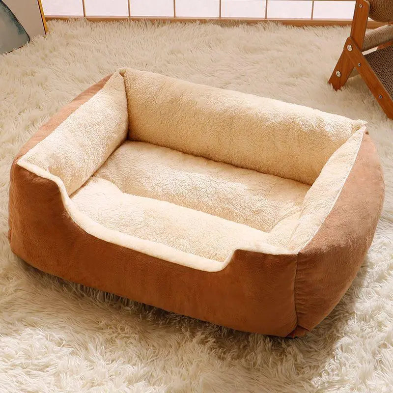 All-Season Insulated Pet Beds for Dogs and Cats, Durable and Warm Sleeping Bags for Small to Large Breeds