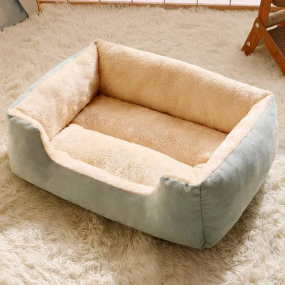 All-Season Insulated Pet Beds for Dogs and Cats, Durable and Warm Sleeping Bags for Small to Large Breeds
